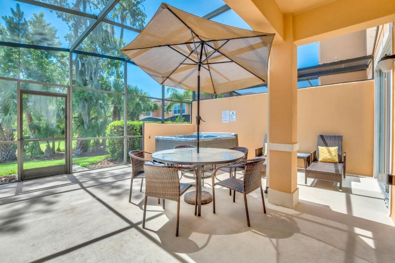 Upscale 2Br Lakefront Townhome - Private Hot Tub! Orlando Ngoại thất bức ảnh
